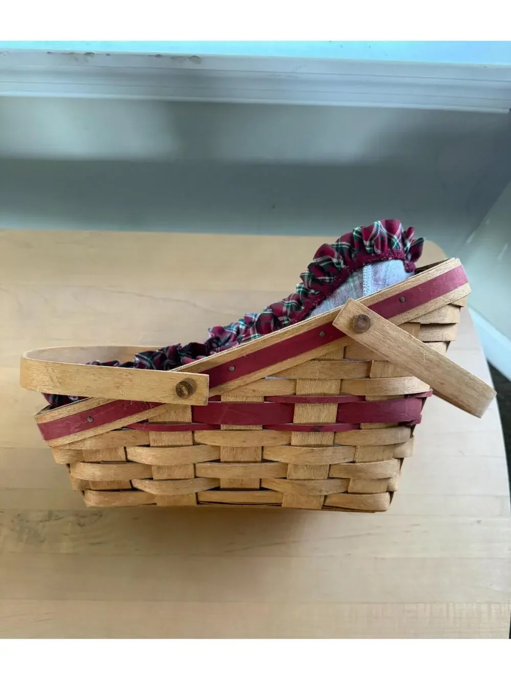 1991 Longaberger Christmas Collections Yuletide Traditions Basket w/Plaid Liner